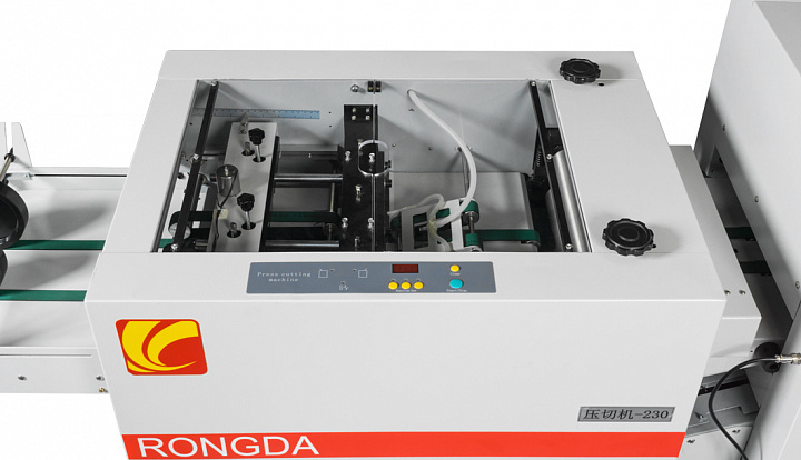 Автоматический буклетирующий финишер с модулем фронтальной подрезки Rongda RD-220 + RD-230